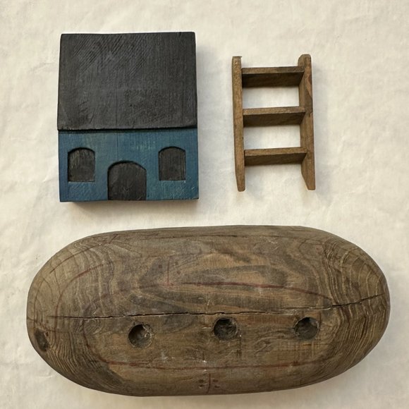 Vintage Hand Carved Wooden Noah's Ark Set - Picture 3 of 12